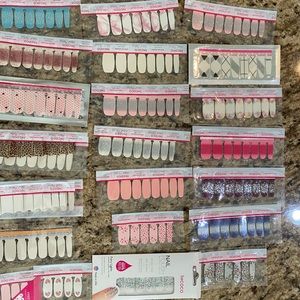 Incoco lot of 21 nail strip wraps